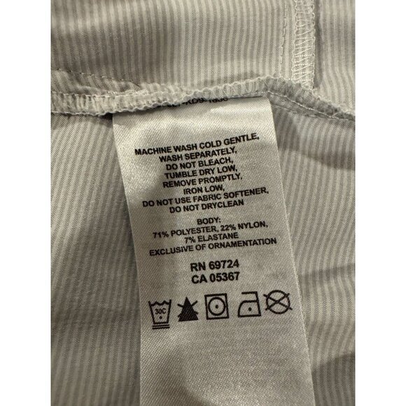 Mountain Hardware  Gray 1/2 Button Front Tunic Top Women's Size Large - Picture 5 of 10